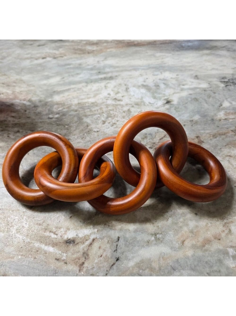Wooden Interlocking Chain Decor 5 Link - Picture 2 of 6